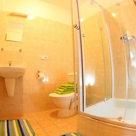 Guest house Marketa 3*